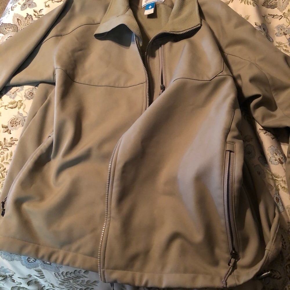 Columbia ascender II soft shell jacket